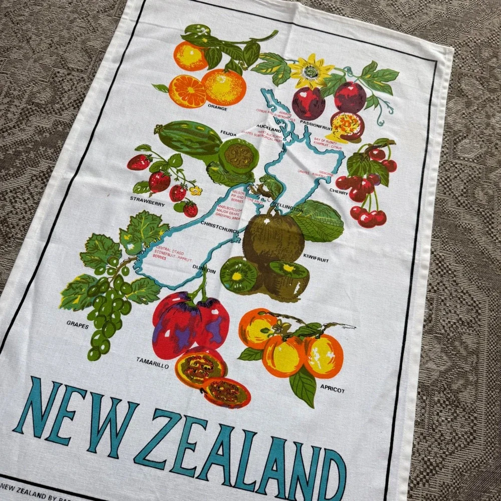 Vintage New Zealand Fruit Map‎ Tea Towel Parrs Products Hand Printed 21x30